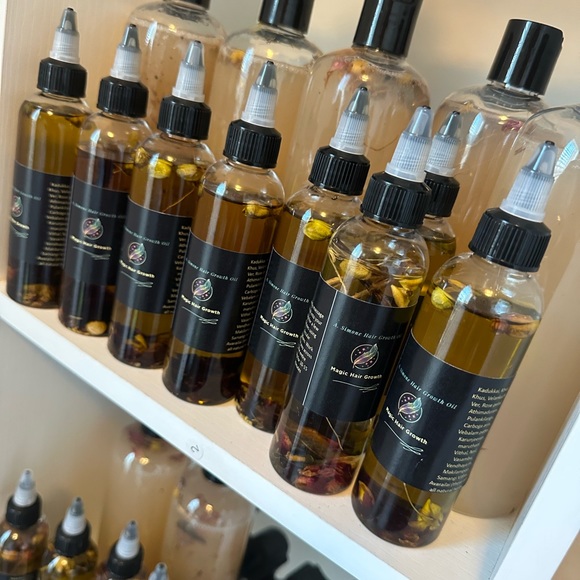 Raw Magic Hair Growth OIL! 🔥🔥🎊 - Picture 3 of 4